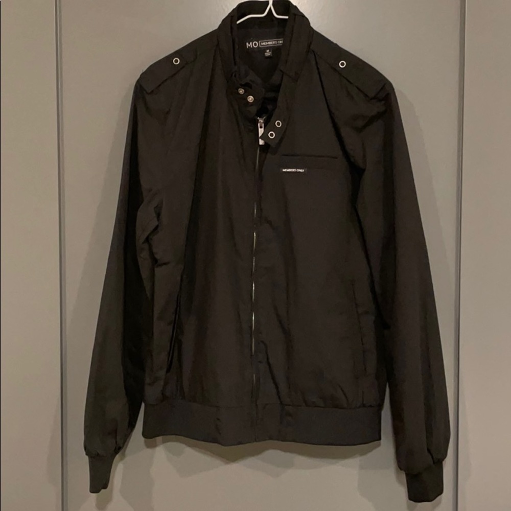 Members Only men’s size Small